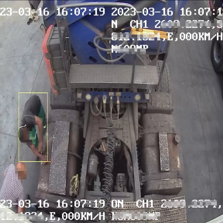 VUEWO PROACTIVELY DETECT AND CAPTURE FUEL THEFT One thing is for sure that fuel theft happens when vehicle is in parking mode, so you need to set up the camera as always on-duty in low power consumption without the risk of draining vehicle battery. For further details, drop us a line freely.